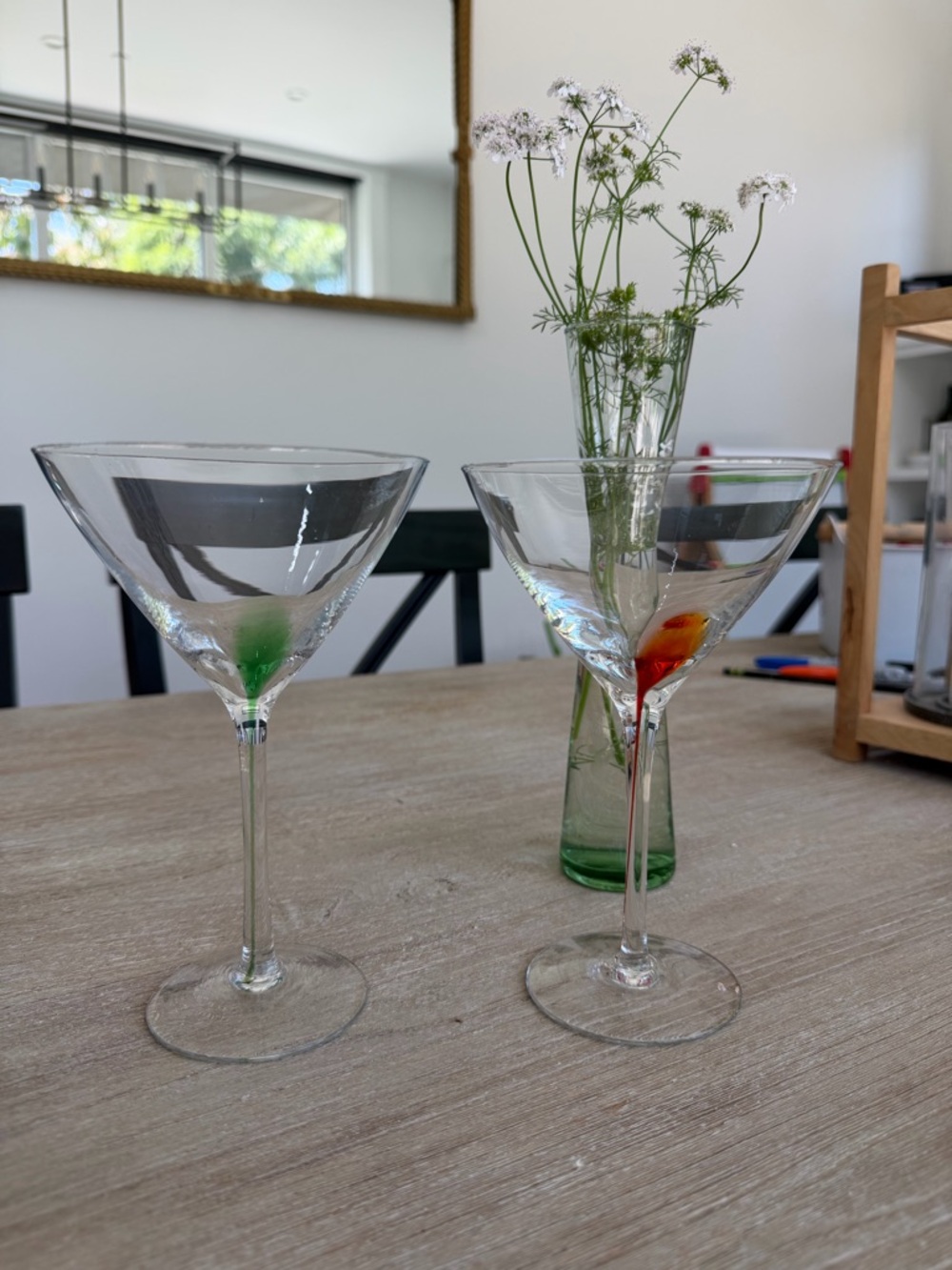 🌱 Vintage Tear Drop Drip Martini Glasses, One Red and One Green! Delicate Modern